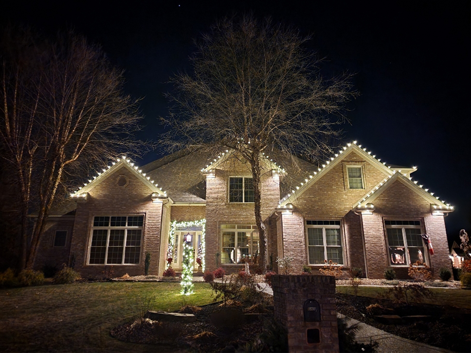 Snow's Holiday Services