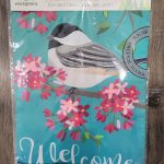 Garden Flag Spring Chickdee